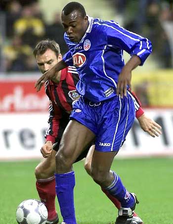 本赛季却难 本赛季却难